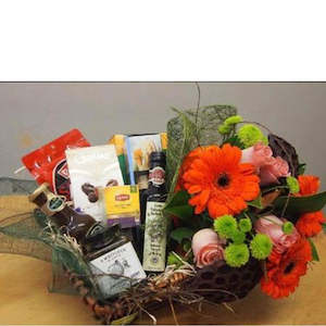 Plants: Gift Basket / Bouquet.