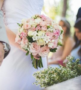 Packaging: Bridal Blossoms