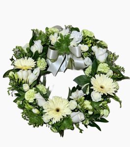 Card size: Circle Of Life Wreath L