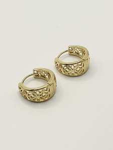 Jewellery: Some Tapa Gold Coloured Huggie Earrings 1005