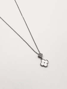 Some Silver Coloured Mother of Pearl Lucky Necklace 175