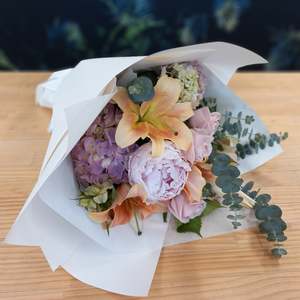 Birthday: Something Soft & Pretty bouquet