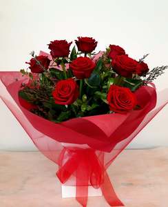Arrangements: Red Rose FlowerBox