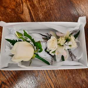 Corsage & Buttonhole Duo
