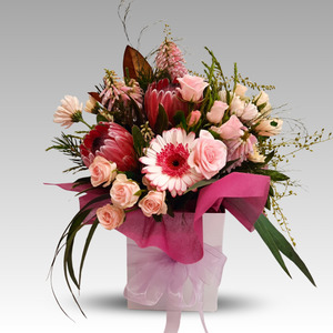 Soft & Pretty Vase