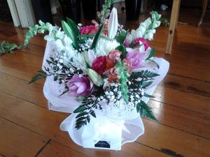 Bouquet in a Vox Box - Flourish Floral Designs