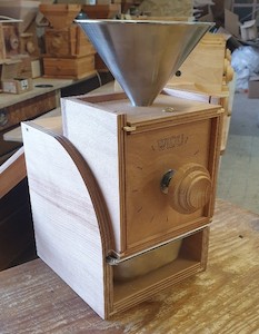 Manual Grain Mills: Flour Power Mills WIDU Hand Mill 120