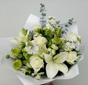 Products: Classic Bouquet Bethany Gardens