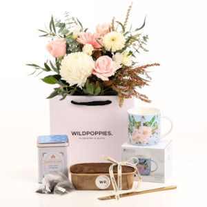 Limited Edition Tea Loaf Gift Set (Free Mug Included)