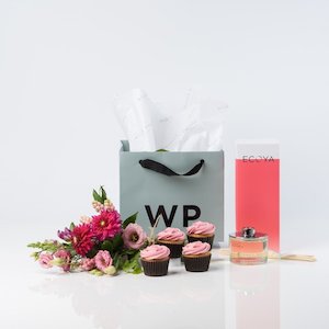 Gifts Baby Gifts: Guava Lychee Ecoya, Cupcakes and Flowers Gift Set