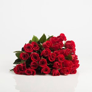 Occasion Romantic: An Armful of Red Roses