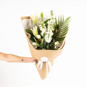 Value Bouquets: Lily Value Bouquet