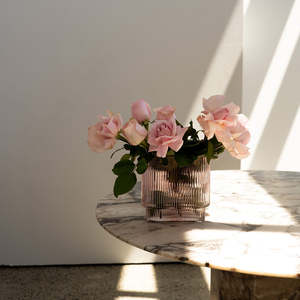 Flowers Roses: Classic Pink Roses & Vase Gift