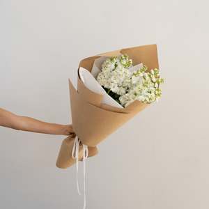 Flowers Single Bunch In Mass: White Stock Flower Bunch