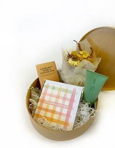 Products: Congratulations Gift Box, Gift Pack Flowers By Joanne