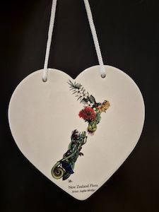 Ceramic Artwork 1: NZ Flora Ceramic Heart