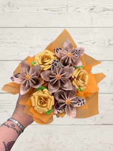 Paper flower posy (H10)