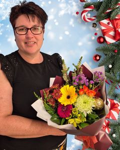 Christmas themed posy