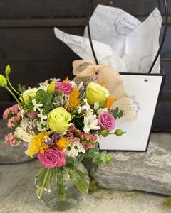 Bouquets Bunches: Prettiest Of Them All...