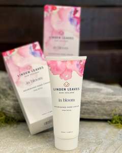 Giftware 1: Linden Leaves.