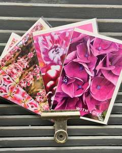 Bouquets Bunches: Floral Cards by Djurdjica
