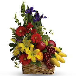 Gift Packs: Flowers & Fruit