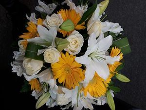 Products: White and Yellow Bunch