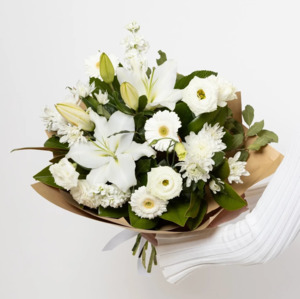 Neutral Bouquet