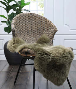 M M Linen: New Zealand Wool Sheepskin Rug ~ Olive