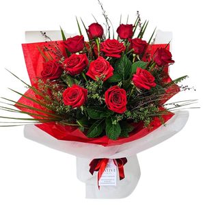 TRUE LOVE Red Roses
