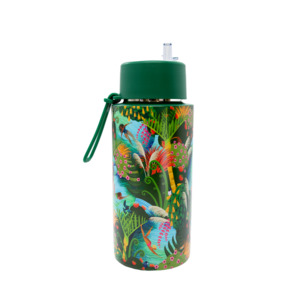 Gifts: Wāhine in Water Drink Bottle