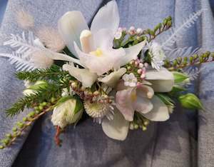 School Ball Blooms: School Ball Floral Pocket Square