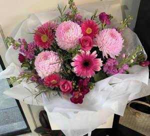 Products: Flowers in a Bag delivery Auckland wide daily - Flowers that Wow- Florist - South Auckland Delivery