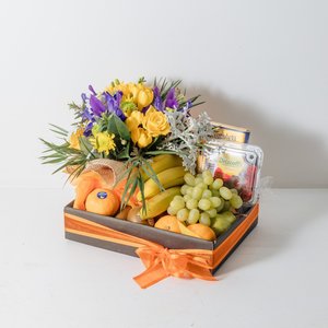Products: Flowers Fruit and Chocolate Hamper - Flowers that Wow- Florist - South Auckland Delivery