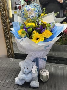 Welcome Baby Bouquet with Teddy Bear, Candle & Balloon - Perfect Newborn Gif&hellip;