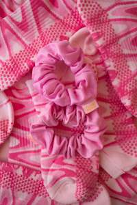 Frontpage: AMOUR  COMBO