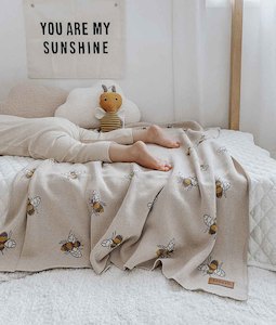 For The Little Ones: Honeybee Blanket