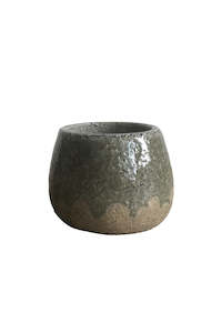 Tobias Glazed Cover Pot – Stoneware Planter in Two Sizes for Styling