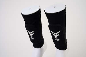 Shin pad sleeve (built in)