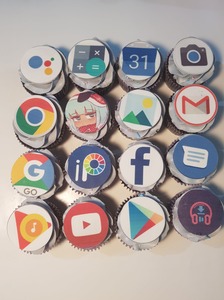 Edible Image Cupcakes: Social Media Themed Cupcakes