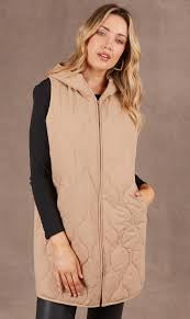 (C) Eb & Ive rib vest Putty