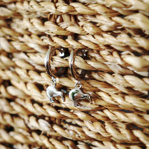 Accessories: Little Taonga Kiwi Huggies silver