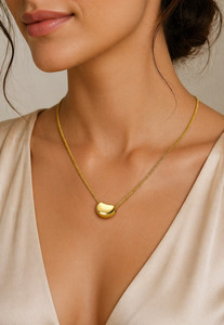 Flying Saucers Jewellery 1: Flying Saucers gold pendant