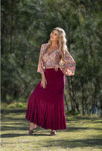 Fashion: Boho Nova skirt wine
