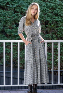Fashion: Tozi  cotton dress
