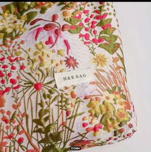 Toiletries: Flying Saucers toilet bags large