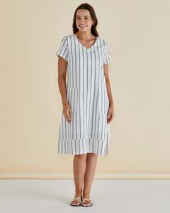 Brands: Betty Basics Elwood Dress