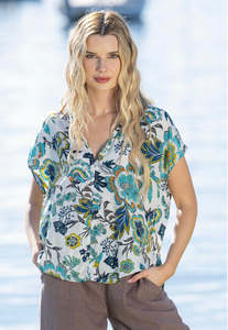 Fashion: Kaya Claire top