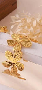 Flying Saucers Flower bangle