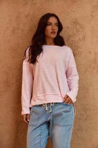 Fashion: Betty Basics Beatrix tee pink